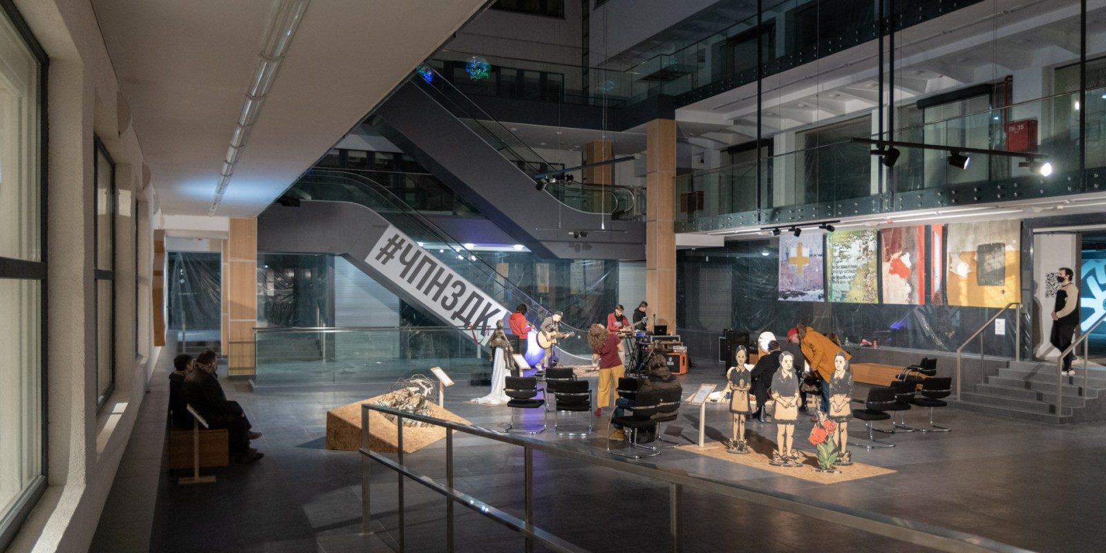 CHRISTMAS FESTIVAL OF CONTEMPORARY ART